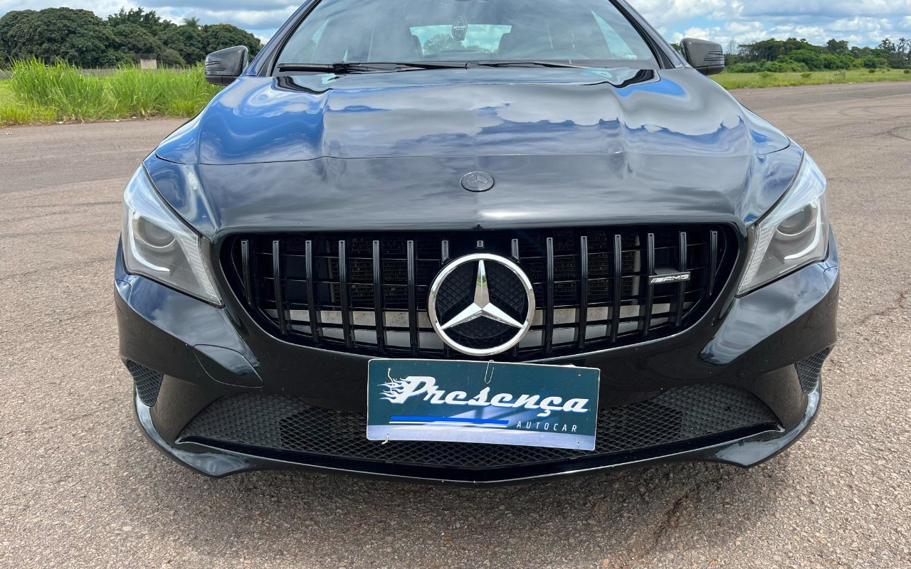 imagem-https://www.socarrao.com.br/sc-vehicle-images-prod/3306024/1787082556785-NDc0MjMzMTAtOWYzZC00N2RiLTg1OTctNTlhMGY4ZmEwMjkwLmpwZw.jpg