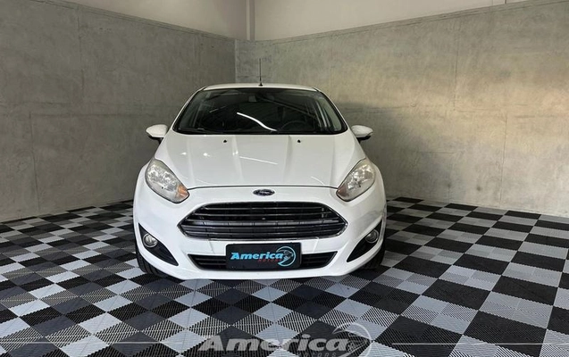 imagem-https://www.socarrao.com.br/sc-vehicle-images-prod/3306055/1789135750032-8391759_16_B_df8093facc.jpeg
