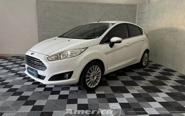 imagem-https://www.socarrao.com.br/sc-vehicle-images-prod/3306055/1789135750034-8391759_16_B_d196e7d471.jpeg