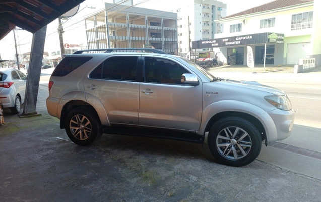imagem-https://www.socarrao.com.br/sc-vehicle-images-prod/3306065/1787145209705-app-photos-3C0EVtiWwRnaatxDYHHDGKZWMusNQG2t.jpg
