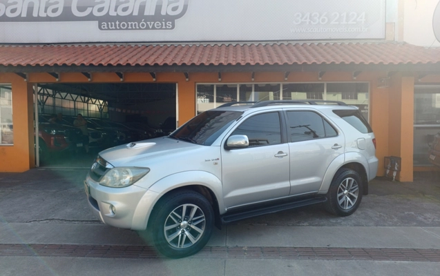 imagem-https://www.socarrao.com.br/sc-vehicle-images-prod/3306065/1787145209706-app-photos-1SIOBSBWznNWJnI2DYg7ySsEAC04T7EV.jpg