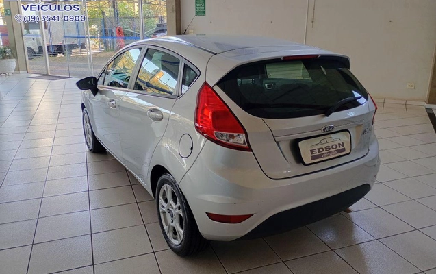 imagem-https://www.socarrao.com.br/sc-vehicle-images-prod/3306129/1787083037789-1234754.jpg