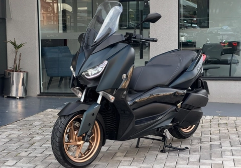 Yamaha XMAX 250 ABS 2023 Verde — foto 1 de 3