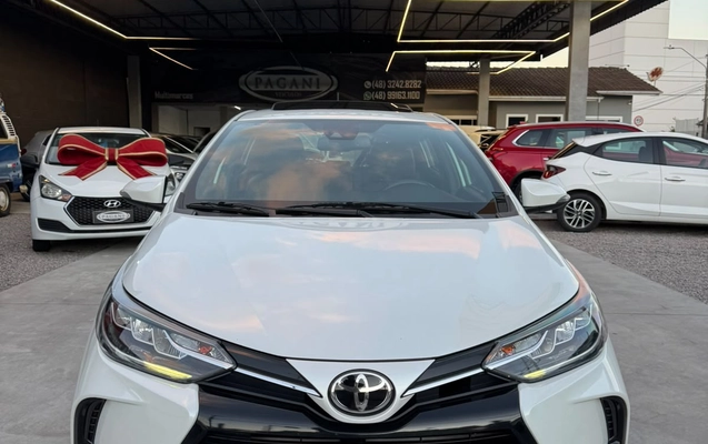 imagem-https://www.socarrao.com.br/sc-vehicle-images-prod/3306299/1787083605024-003_f2c05ba44fa46189e1fbb359cf57f3ef.jpeg