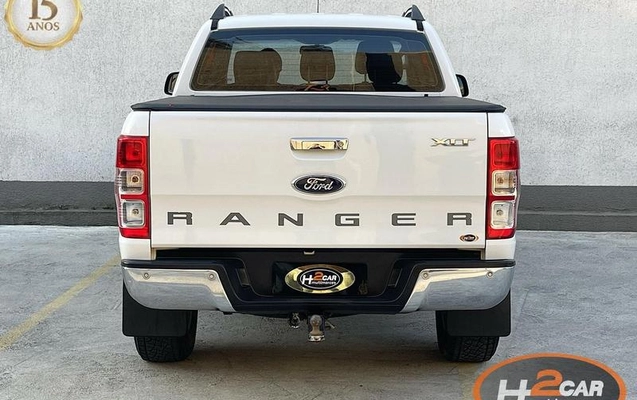 imagem-https://www.socarrao.com.br/sc-vehicle-images-prod/3306312/1789676094569-8311073_0_B_6153a32a43.jpeg