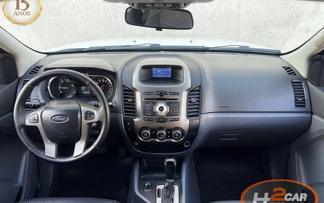 imagem-https://www.socarrao.com.br/sc-vehicle-images-prod/3306312/1789676094572-8311073_0_B_2369688cfc.jpeg