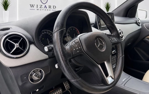 imagem-https://www.socarrao.com.br/sc-vehicle-images-prod/3306497/1787084158847-vehicle_image_1787083723_1da3c15fa45e7035e459aca8069f84bb.jpeg