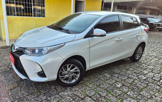 imagem-https://www.socarrao.com.br/sc-vehicle-images-prod/3306651/1787084517677-V2hhdHNBcHAgSW1hZ2UgMjAyNi0wOC0xOCBhdCAxNy4wNC41NiAoMikuanBlZw.jpeg