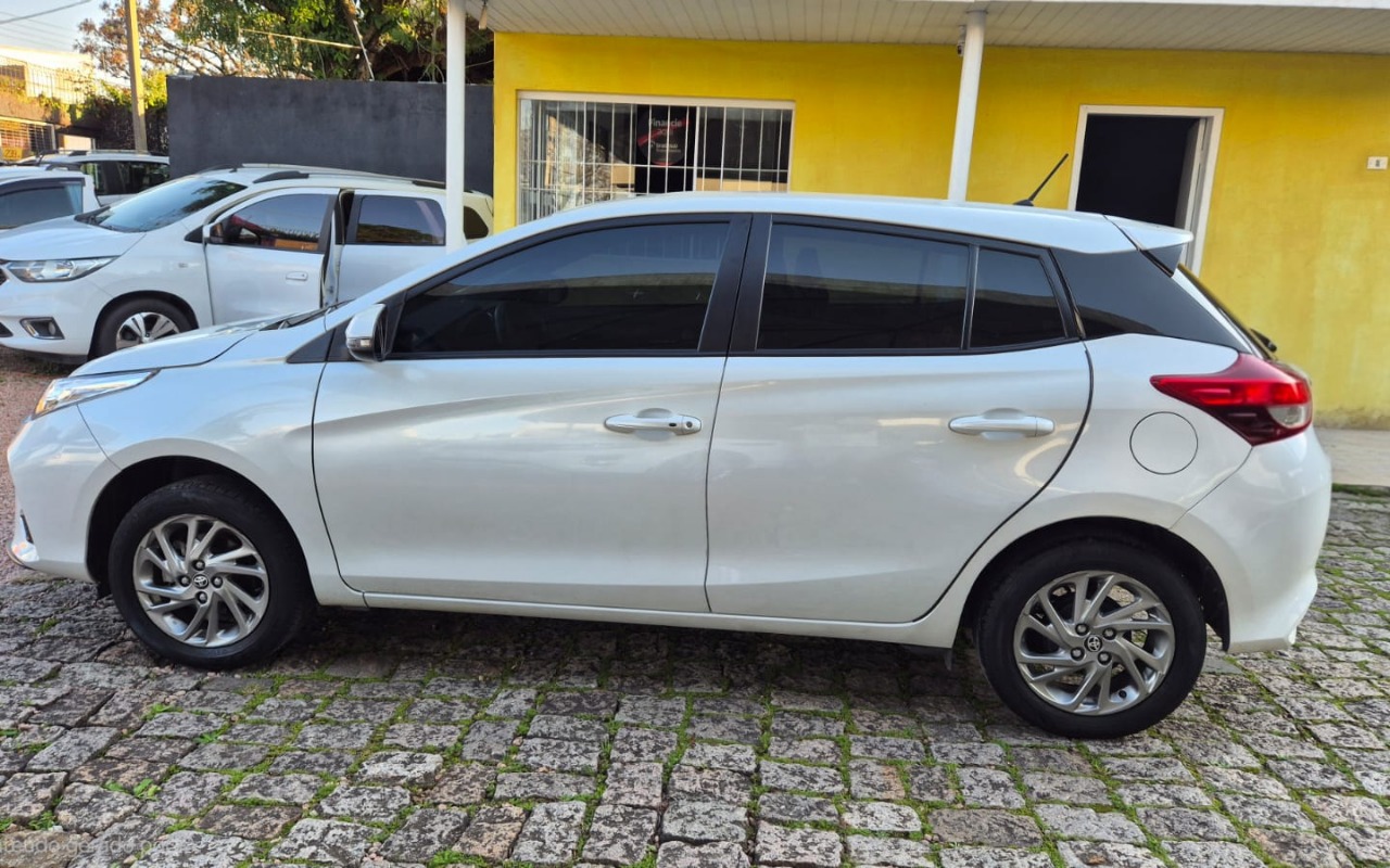 imagem-https://www.socarrao.com.br/sc-vehicle-images-prod/3306651/1787084518232-V2hhdHNBcHAgSW1hZ2UgMjAyNi0wOC0xOCBhdCAxNy4wNC41NyAoNSkuanBlZw.jpeg