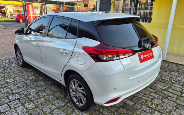 imagem-https://www.socarrao.com.br/sc-vehicle-images-prod/3306651/1787084518331-V2hhdHNBcHAgSW1hZ2UgMjAyNi0wOC0xOCBhdCAxNy4wNC41NyAoNCkuanBlZw.jpeg