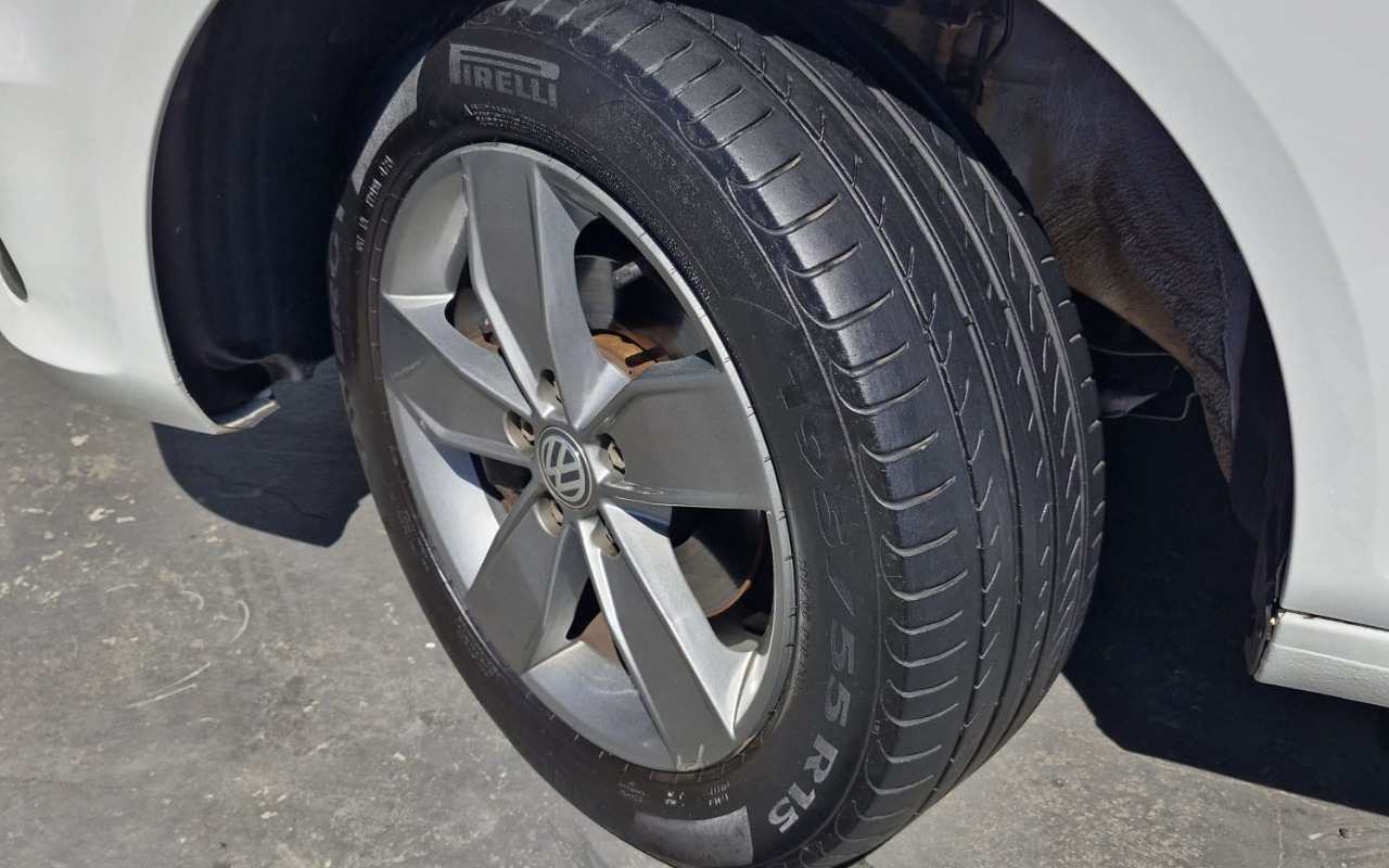 imagem-https://www.socarrao.com.br/sc-vehicle-images-prod/3306661/1787084565519-MTMuanBlZw.jpeg