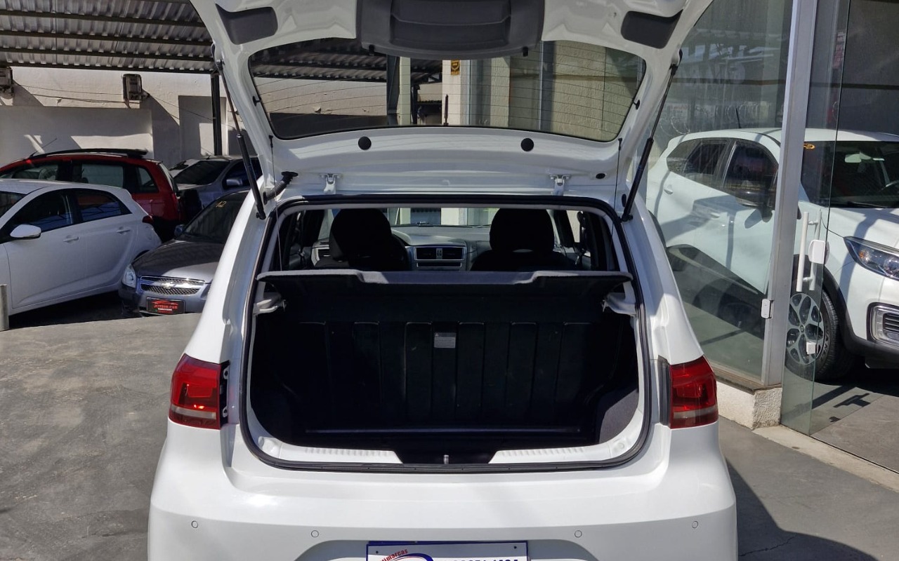 imagem-https://www.socarrao.com.br/sc-vehicle-images-prod/3306661/1787084565805-MTUuanBlZw.jpeg