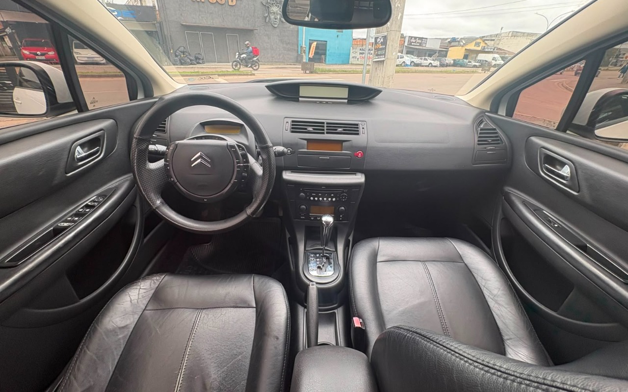 imagem-https://www.socarrao.com.br/sc-vehicle-images-prod/3306779/1787084931160-V2hhdHNBcHAgSW1hZ2UgMjAyNi0wOC0xNyBhdCAxMi4yNC4zNS5qcGVn.jpeg