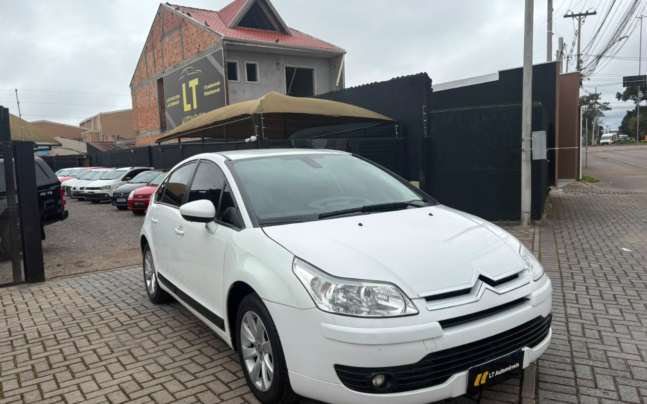 imagem-https://www.socarrao.com.br/sc-vehicle-images-prod/3306779/1787084932005-V2hhdHNBcHAgSW1hZ2UgMjAyNi0wOC0xNyBhdCAxMi4yNC4zNy5qcGVn.jpeg