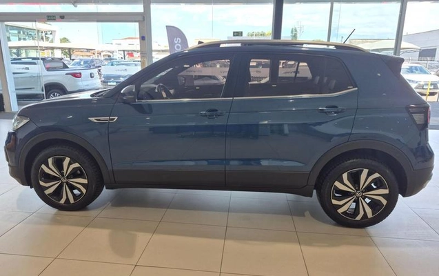 imagem-https://www.socarrao.com.br/sc-vehicle-images-prod/3306795/1787859285938-8280153_16_B_c8d557d6be.jpeg
