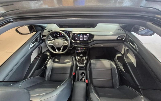 imagem-https://www.socarrao.com.br/sc-vehicle-images-prod/3306795/1787859285962-8280153_10_B_43eda331a8.jpeg