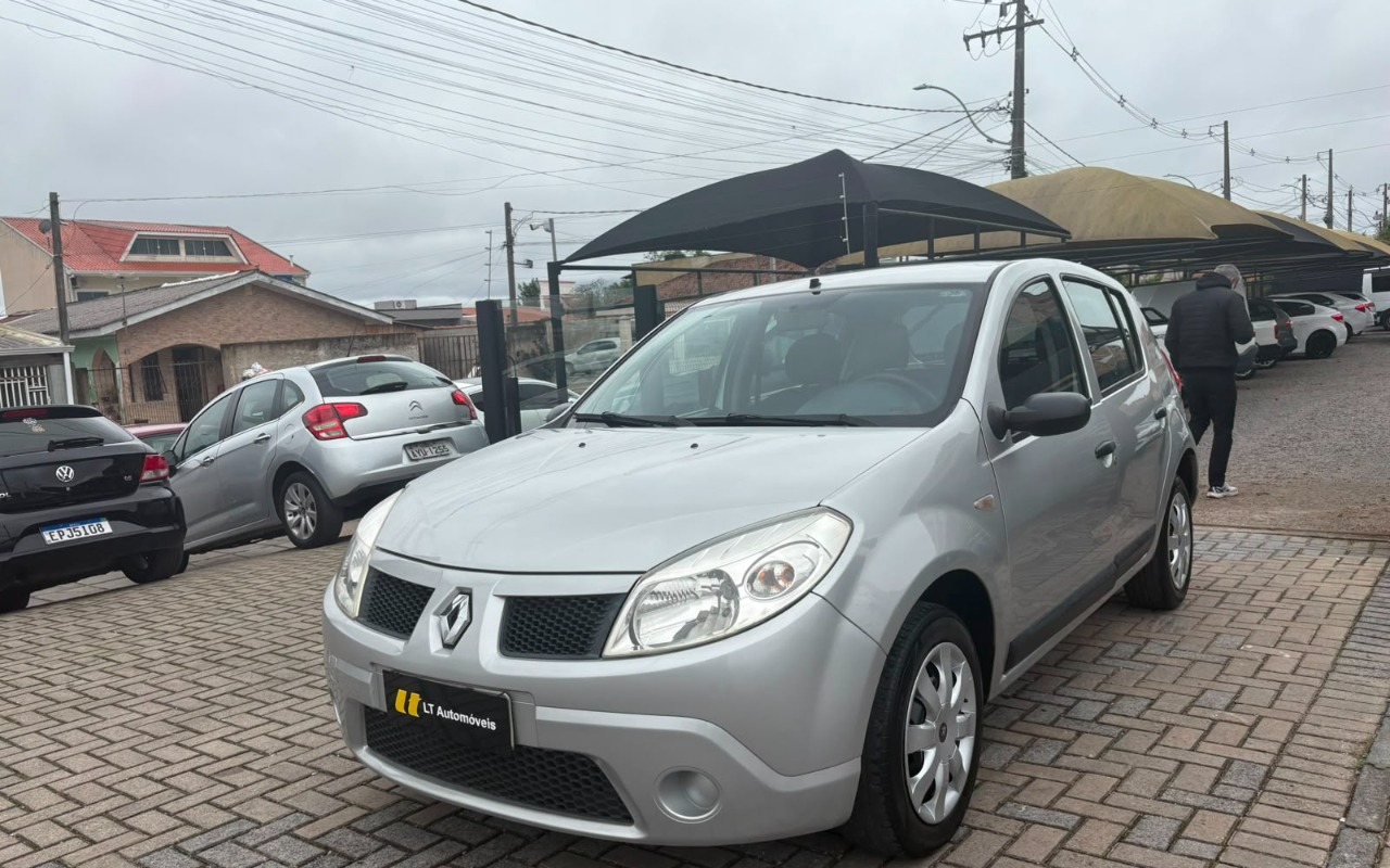 Renault Sandero 2009 Prata — foto 1 de 3