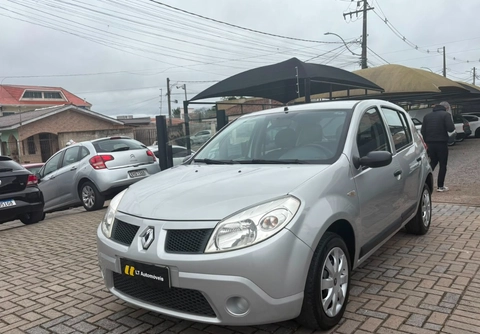 Renault Sandero 2009 Prata — foto 1 de 3