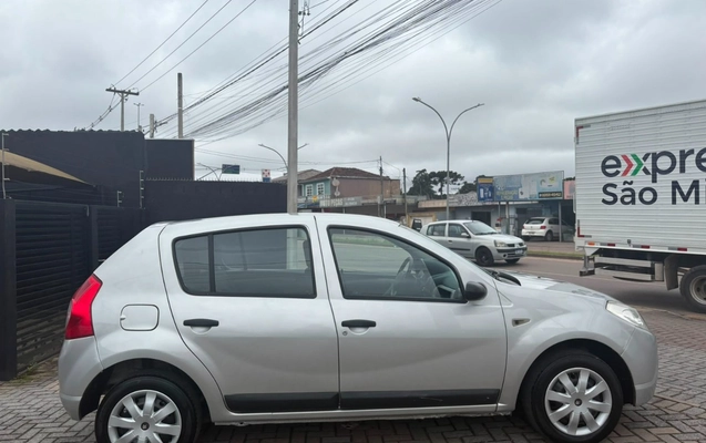 imagem-https://www.socarrao.com.br/sc-vehicle-images-prod/3306880/1787085141521-V2hhdHNBcHAgSW1hZ2UgMjAyNi0wOC0xNyBhdCAxMi4yNC4zOCAoMykuanBlZw.jpeg