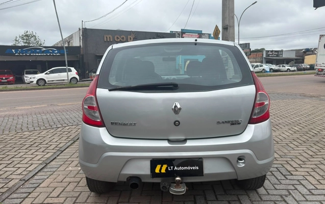 imagem-https://www.socarrao.com.br/sc-vehicle-images-prod/3306880/1787085141739-V2hhdHNBcHAgSW1hZ2UgMjAyNi0wOC0xNyBhdCAxMi4yNC4zOSAoMikuanBlZw.jpeg