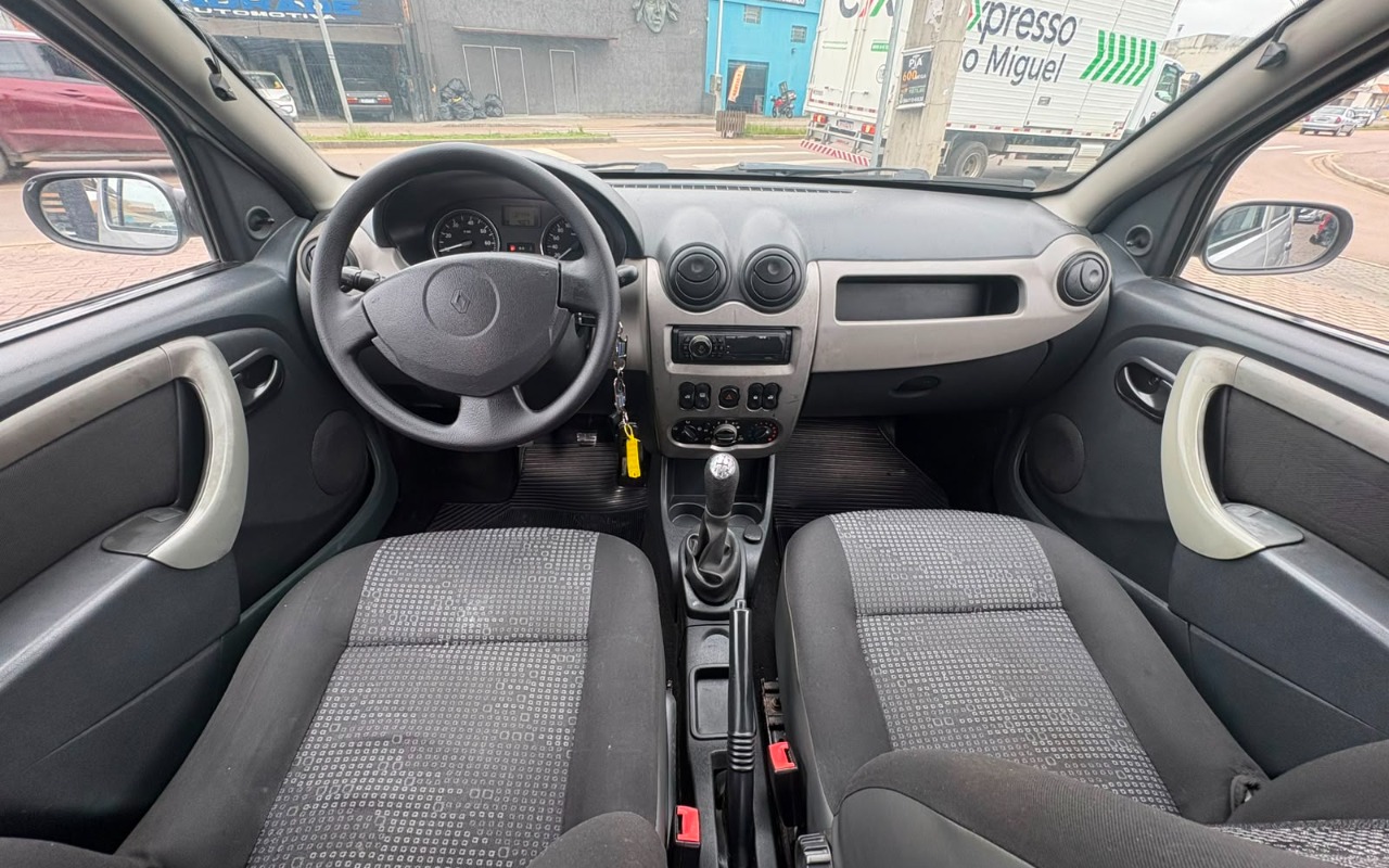 imagem-https://www.socarrao.com.br/sc-vehicle-images-prod/3306880/1787085142658-V2hhdHNBcHAgSW1hZ2UgMjAyNi0wOC0xNyBhdCAxMi4yNC40MCAoMykuanBlZw.jpeg