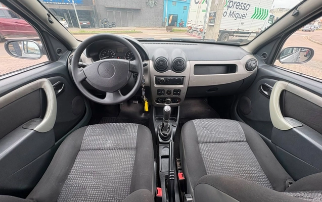 imagem-https://www.socarrao.com.br/sc-vehicle-images-prod/3306880/1787085142658-V2hhdHNBcHAgSW1hZ2UgMjAyNi0wOC0xNyBhdCAxMi4yNC40MCAoMykuanBlZw.jpeg