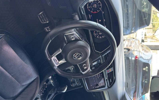 imagem-https://www.socarrao.com.br/sc-vehicle-images-prod/3307020/1787163196118-8386643_6_B_e1ba76015f.jpeg