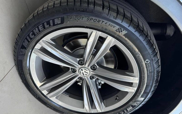 imagem-https://www.socarrao.com.br/sc-vehicle-images-prod/3307020/1787163196126-8386643_12_B_5b83bc2e32.jpeg