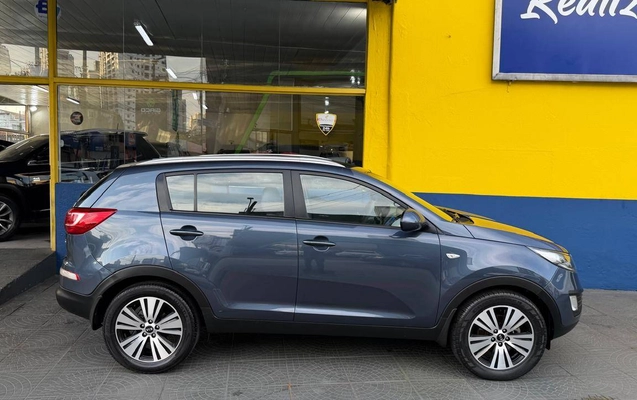 imagem-https://www.socarrao.com.br/sc-vehicle-images-prod/3307139/1788274021865-63b7c6b7f0bc41d2b52305a51921bbf9_1787084860692.jpg