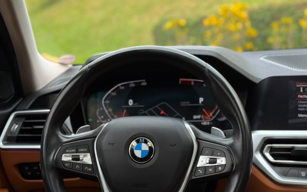 imagem-https://www.socarrao.com.br/sc-vehicle-images-prod/3307234/1787162643270-V2hhdHNBcHAgSW1hZ2UgMjAyNi0wOC0wNSBhdCAxMC4xNy4yNi5qcGVn.jpeg