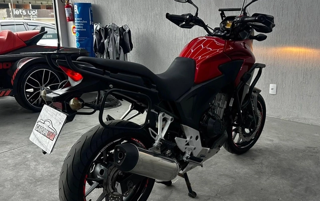 imagem-https://www.socarrao.com.br/sc-vehicle-images-prod/3307239/1787086674436-7b79587385ea4d1e874aed01159e66b7_1787086149785.jpg
