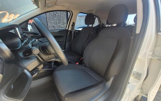 imagem-https://www.socarrao.com.br/sc-vehicle-images-prod/3307248/1789268185537-8392487_12_B_b0865d0c11.jpeg