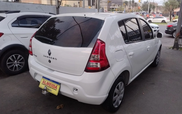 imagem-https://www.socarrao.com.br/sc-vehicle-images-prod/3307251/1787086487266-SU1HLTIwMjYwODE4LVdBMDAxNi5qcGc.jpg