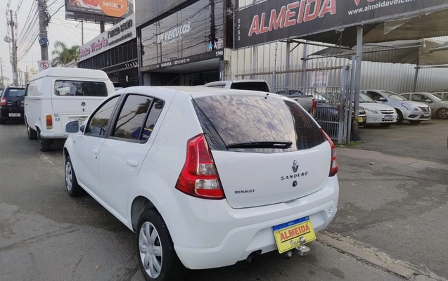 imagem-https://www.socarrao.com.br/sc-vehicle-images-prod/3307251/1787086487620-SU1HLTIwMjYwODE4LVdBMDAxNS5qcGc.jpg