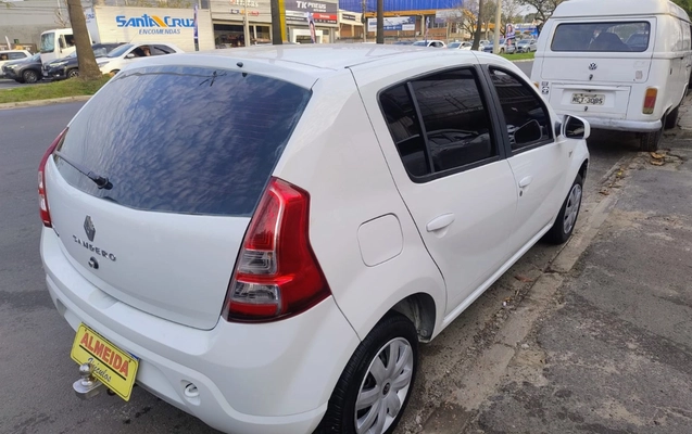 imagem-https://www.socarrao.com.br/sc-vehicle-images-prod/3307251/1787086487697-SU1HLTIwMjYwODE4LVdBMDAxMS5qcGc.jpg