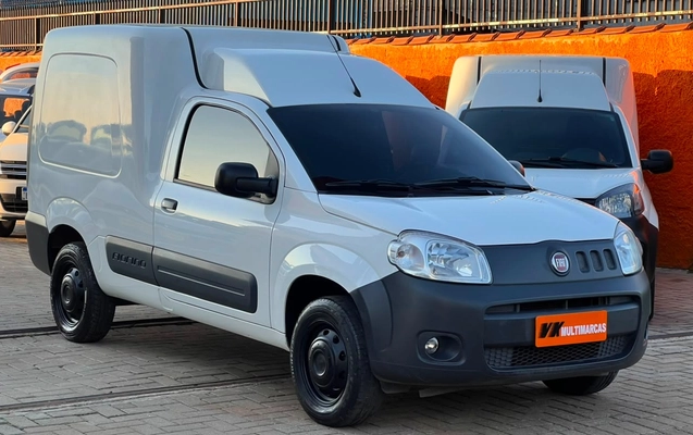 imagem-https://www.socarrao.com.br/sc-vehicle-images-prod/3307312/1787086494030-V2hhdHNBcHAgSW1hZ2UgMjAyNi0wOC0xOCBhdCAxNy4zOC40MSAoMSkuanBlZw.jpeg