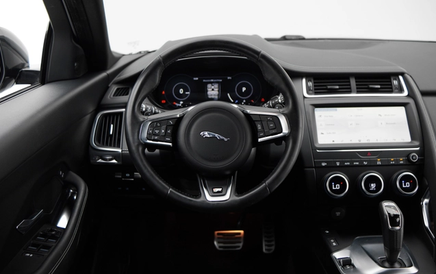 imagem-https://www.socarrao.com.br/sc-vehicle-images-prod/3307317/1787086496750-d568dde4-97ce-46b4-bbe5-27ea1dece85b.jpg