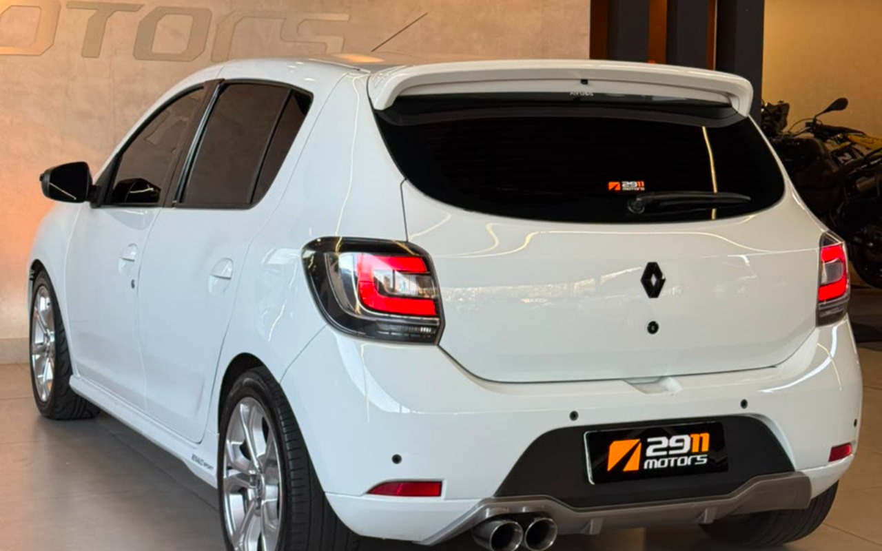 imagem-https://www.socarrao.com.br/sc-vehicle-images-prod/3307380/1787086664980-V2hhdHNBcHAgSW1hZ2UgMjAyNi0wOC0xOCBhdCAwOS40NC4xNyAoMykuanBlZw.jpeg