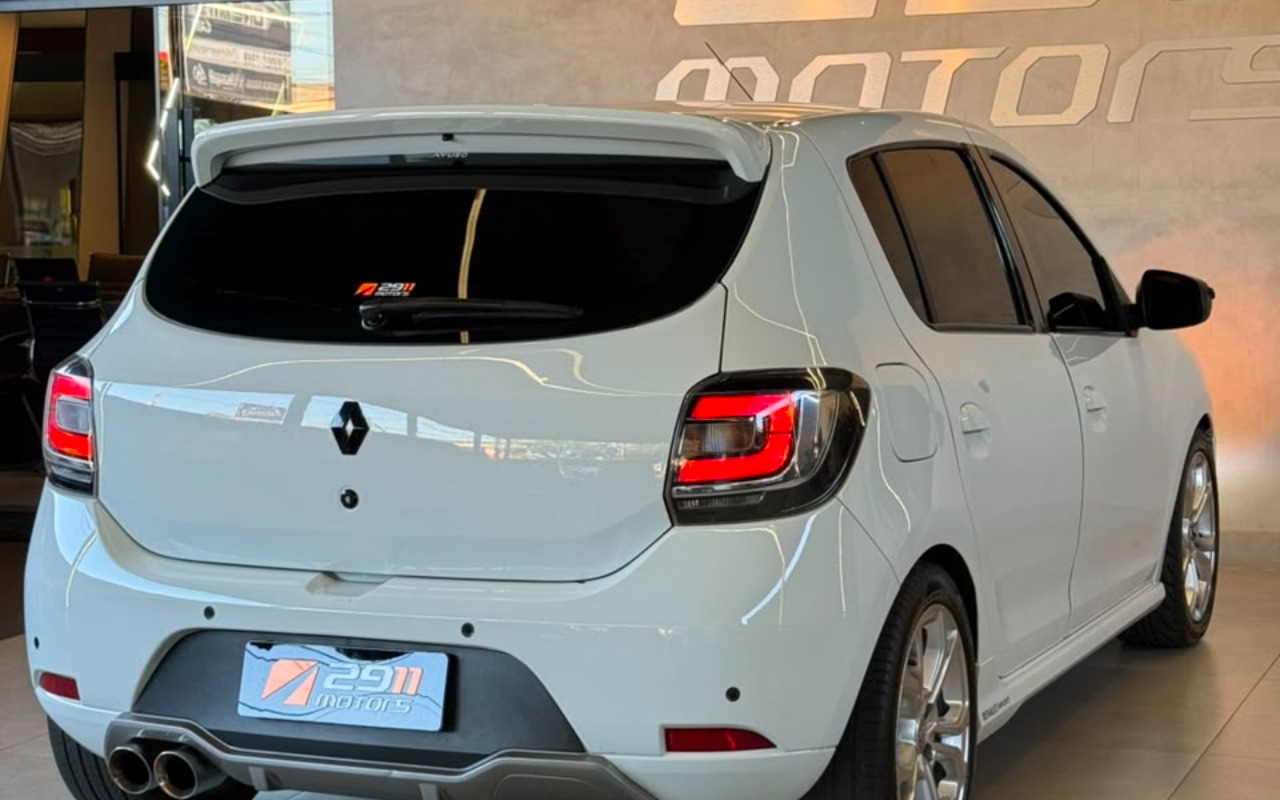 imagem-https://www.socarrao.com.br/sc-vehicle-images-prod/3307380/1787086665069-V2hhdHNBcHAgSW1hZ2UgMjAyNi0wOC0xOCBhdCAwOS40NC4xNyAoMikuanBlZw.jpeg