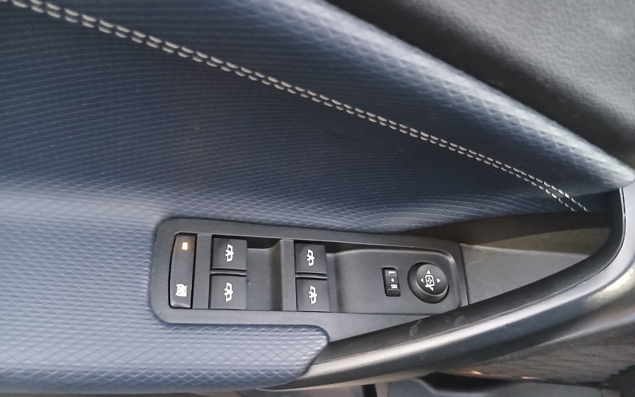 imagem-https://www.socarrao.com.br/sc-vehicle-images-prod/3307556/1787087109506-MTc4NzA4NjgxOTgwOTMzNjMwOTk0MTcwMzc5MDU2NzYuanBn.jpg