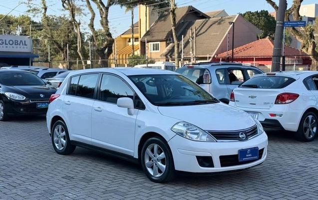 imagem-https://www.socarrao.com.br/sc-vehicle-images-prod/3307686/1789392268587-8393560_1_B_f61d760206.jpeg