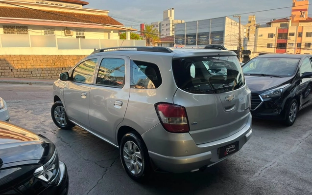 imagem-https://www.socarrao.com.br/sc-vehicle-images-prod/3307712/1788611528398-gb-d2bc26c.jpeg