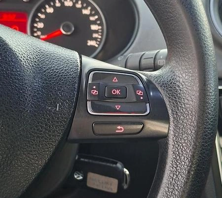 imagem-https://www.socarrao.com.br/sc-vehicle-images-prod/3307954/1787094152106-8393607_5_B_033b7fa293.jpeg