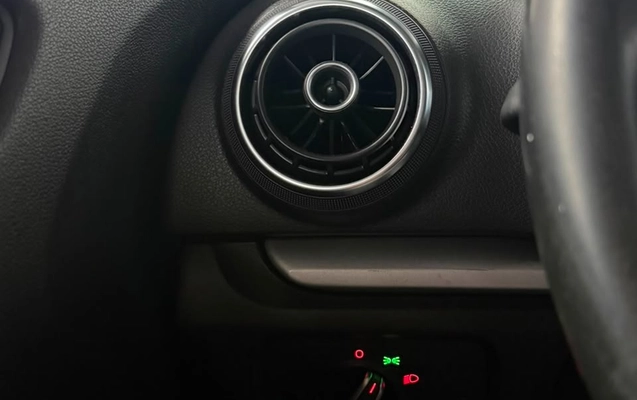 imagem-https://www.socarrao.com.br/sc-vehicle-images-prod/3307958/1787088194303-749d15f9-644c-4dfb-a204-915462747385.jpg