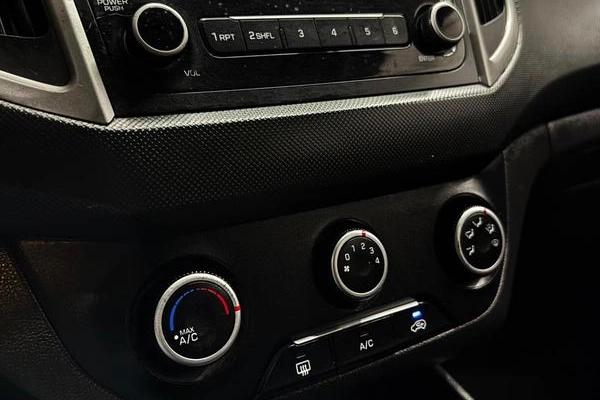 imagem-https://www.socarrao.com.br/sc-vehicle-images-prod/3308739/1788384816921-8391449_6_B_7164af550a.jpeg