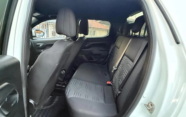 imagem-https://www.socarrao.com.br/sc-vehicle-images-prod/3309179/1789157100084-8358418_12_B_f9cc55fae7.jpeg