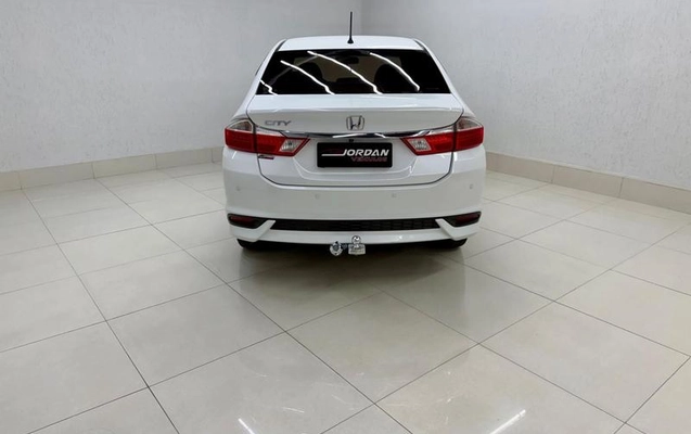 imagem-https://www.socarrao.com.br/sc-vehicle-images-prod/3309211/1789053070823-8393715_7_B_b1afcf20ba.jpeg