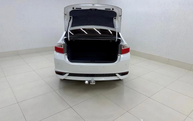 imagem-https://www.socarrao.com.br/sc-vehicle-images-prod/3309211/1789053070831-8393715_10_B_c21d927fc0.jpeg