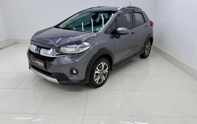 imagem-https://www.socarrao.com.br/sc-vehicle-images-prod/3309235/1788470431290-8393726_0_B_d9a2cca404.jpeg
