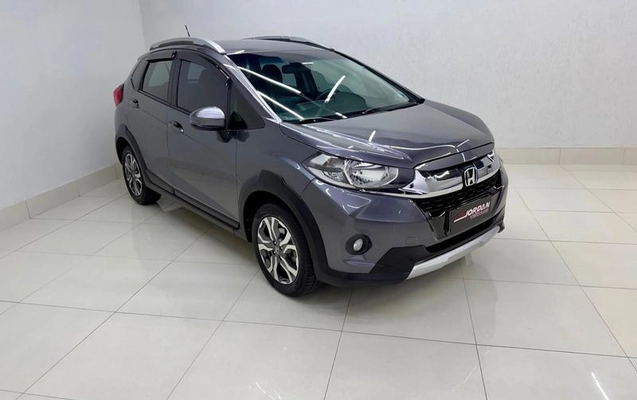 imagem-https://www.socarrao.com.br/sc-vehicle-images-prod/3309235/1788470431290-8393726_1_B_4f1be0f8a9.jpeg